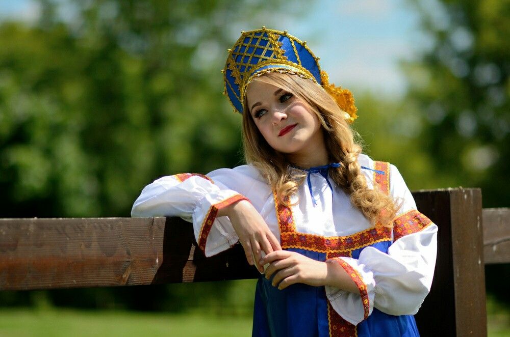 Photo Slavic girls in Yarkand